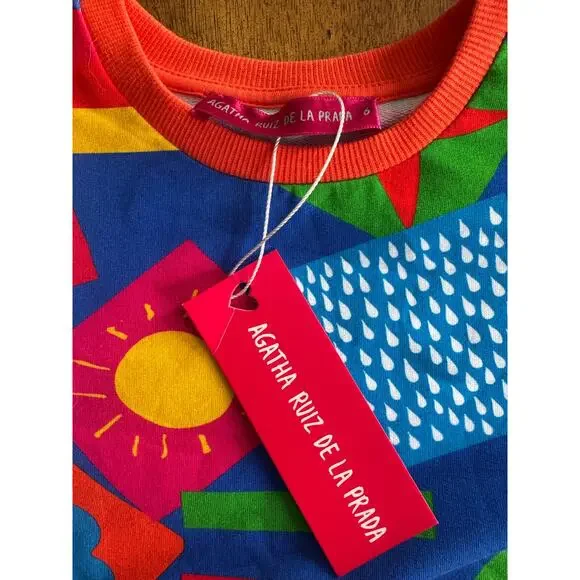 NWT Agatha Ruiz de la Prada Kids Icons Sweatshirt Size 6 Multicolor Graphic - Picture 4 of 8